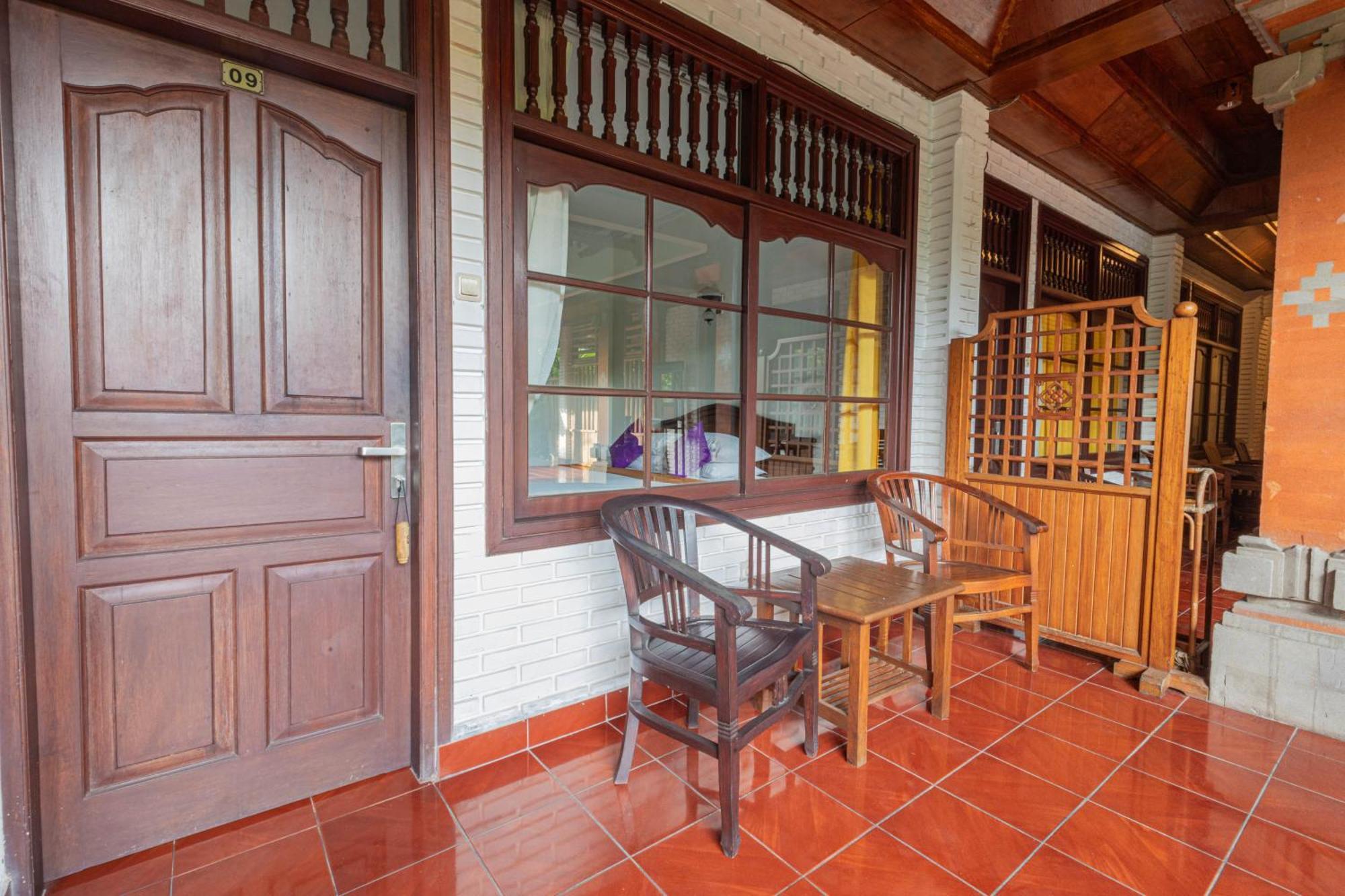 Puri Mango Guest House Sanur Exterior photo